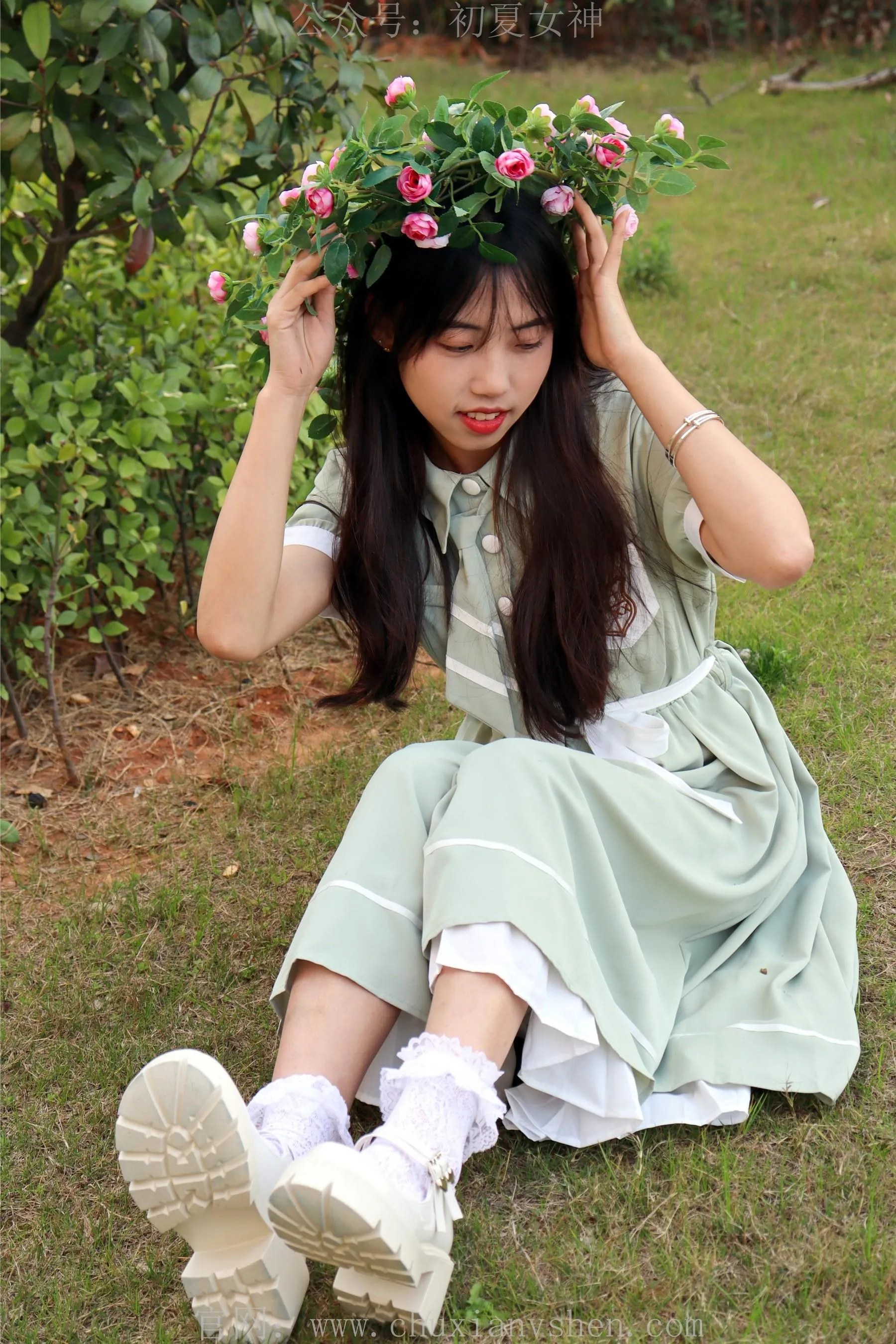 初夏女神 NO.002 雪糕 法式复古连衣裙搭36码白皮鞋 [102P]插图7